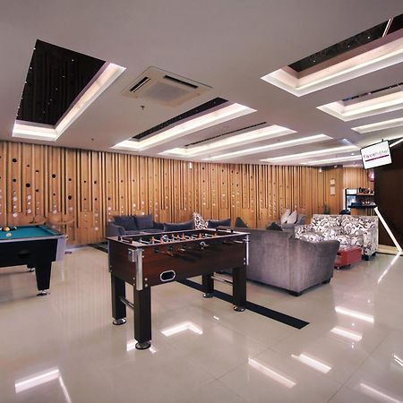 Favehotel Ltc Glodok Jakarta Exteriör bild