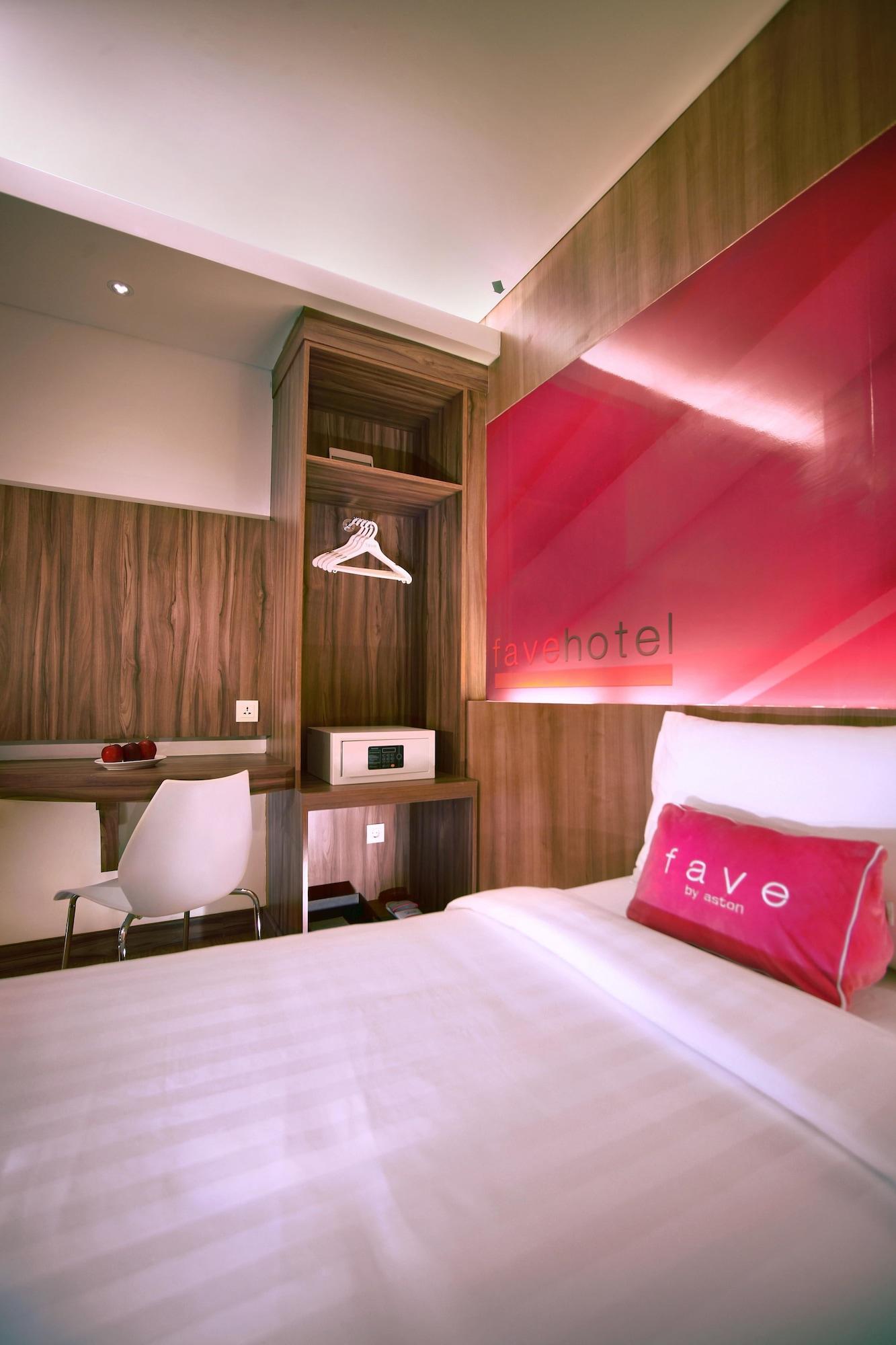 Favehotel Ltc Glodok Jakarta Exteriör bild