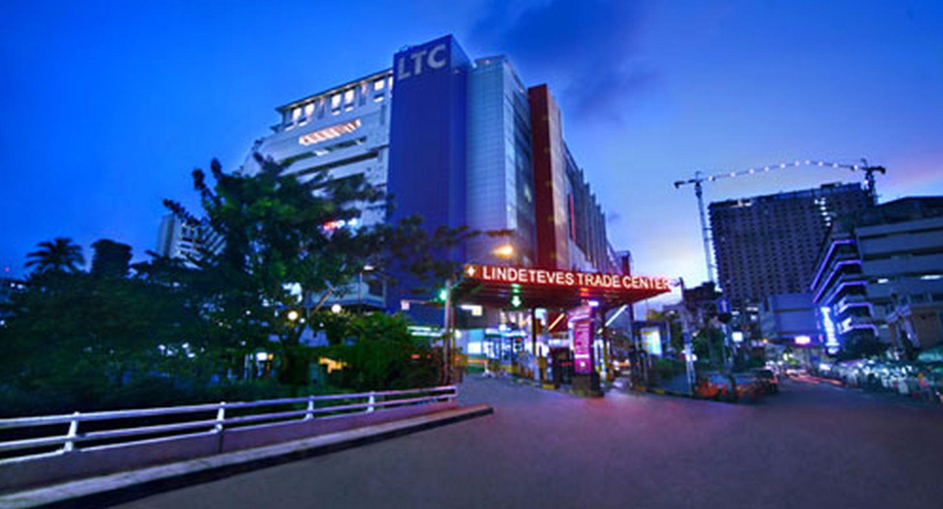 Favehotel Ltc Glodok Jakarta Exteriör bild