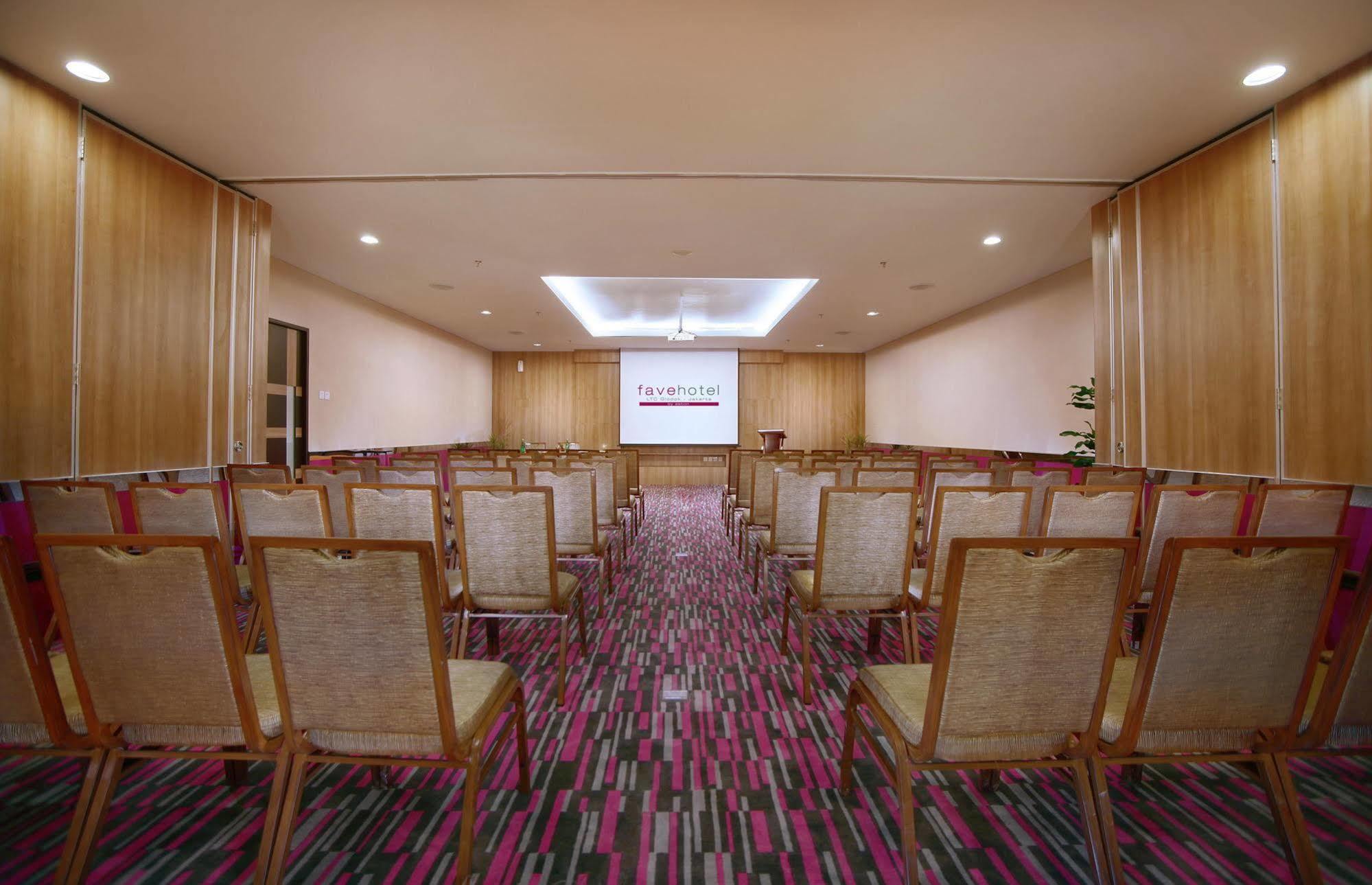 Favehotel Ltc Glodok Jakarta Exteriör bild